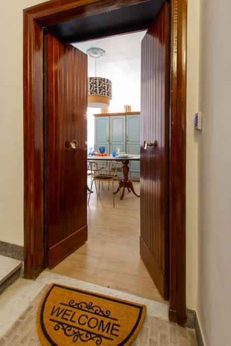 Rasella44, Blu Apartment Rom