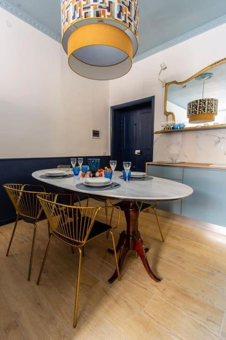 Rasella44, Blu Roma