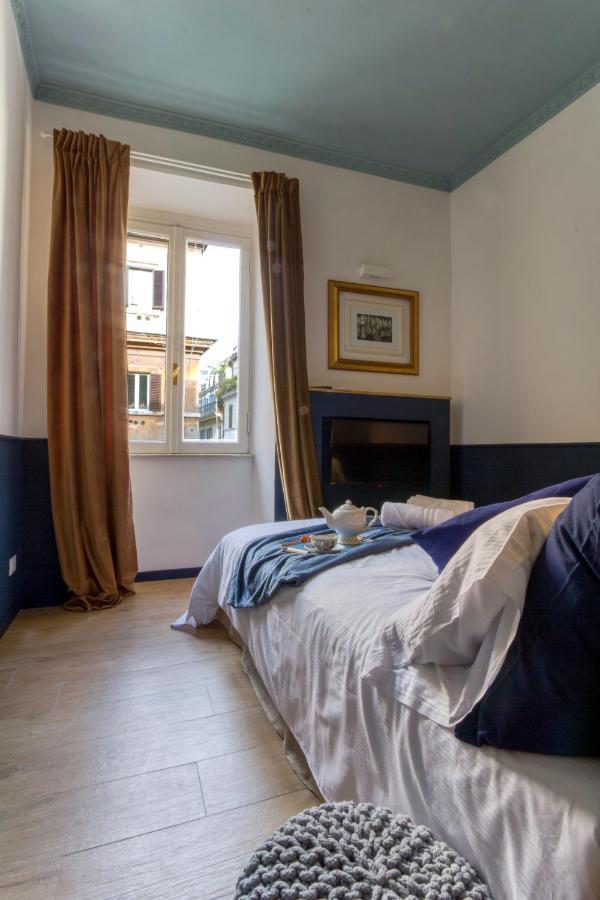 Rasella44, Blu Apartamento